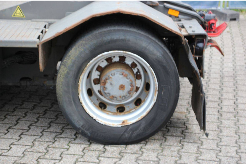 Tracteur portuaire Terberg YT182: photos 14 Tracteur portuaire Terberg YT182: photos 14