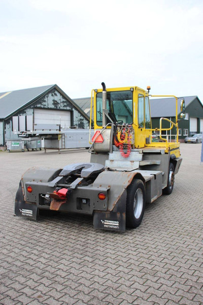 Terberg YT182 - Tracteur portuaire: photos 5 Terberg YT182 - Tracteur portuaire: photos 5