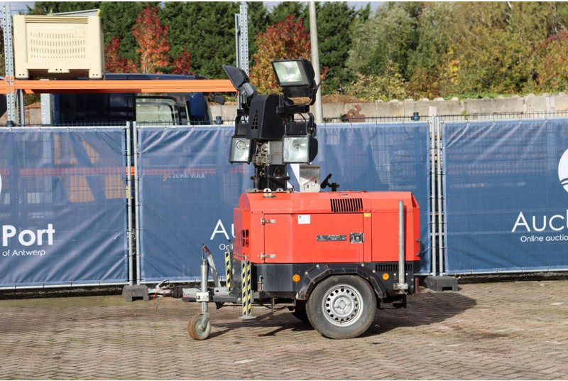 Towerlight VB-9 - Mat d'éclairage: photos 1 Towerlight VB-9 - Mat d'éclairage: photos 1