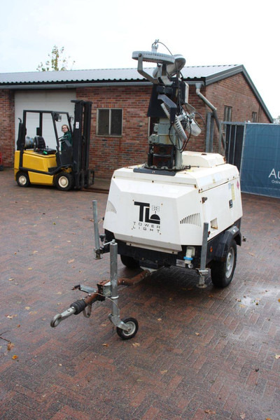 Towerlight VT1 Variant A - Mat d'éclairage: photos 5 Towerlight VT1 Variant A - Mat d'éclairage: photos 5