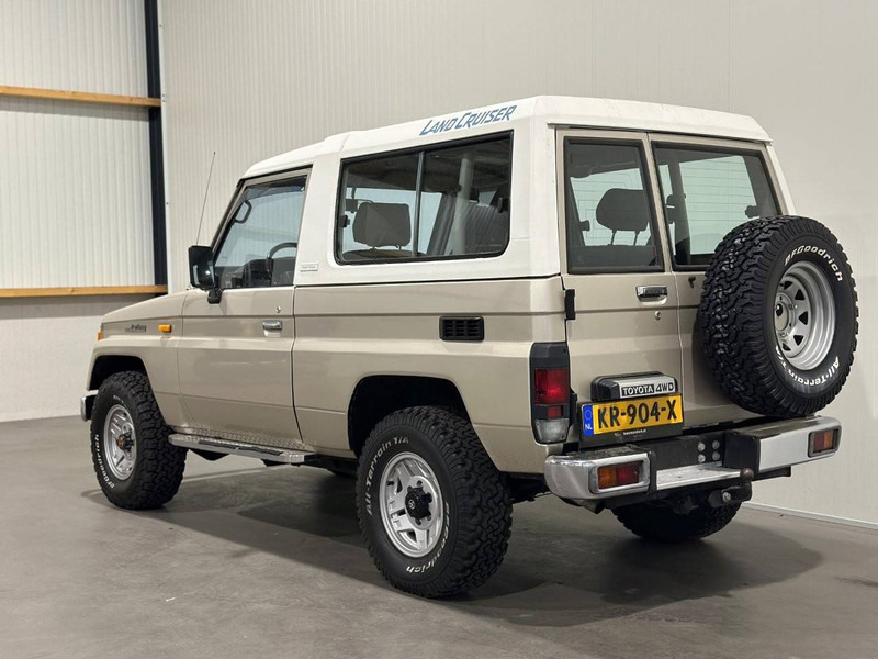 Toyota Land Cruiser - Voiture: photos 3 Toyota Land Cruiser - Voiture: photos 3