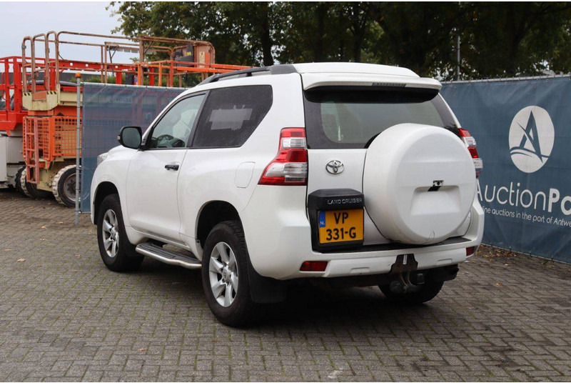 Toyota Land Cruiser - Berline: photos 4 Toyota Land Cruiser - Berline: photos 4