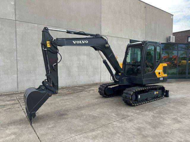 Volvo EC55D - Pelle sur chenille: photos 1 Volvo EC55D - Pelle sur chenille: photos 1