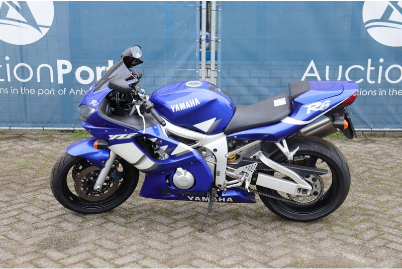 Yamaha YZF-R6 - Motocyclette: photos 2 Yamaha YZF-R6 - Motocyclette: photos 2
