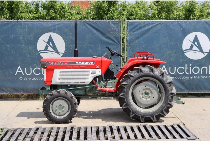 Yanmar 2210D - Tracteur agricole: photos 2 Yanmar 2210D - Tracteur agricole: photos 2