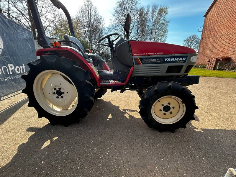 Yanmar AF250 Forte - Tracteur agricole: photos 5 Yanmar AF250 Forte - Tracteur agricole: photos 5