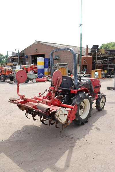 Yanmar - Tracteur agricole: photos 5 Yanmar - Tracteur agricole: photos 5