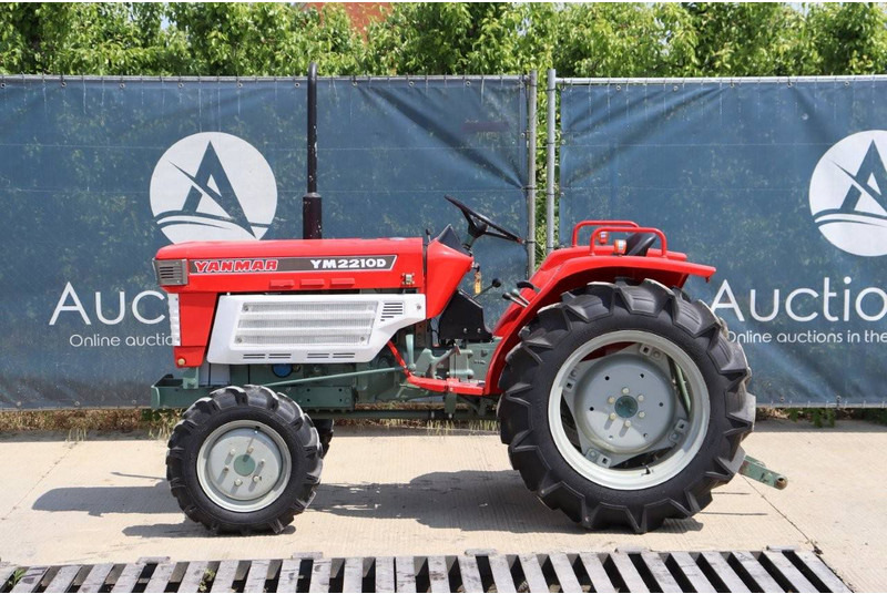 Yanmar YM2210D - Tracteur agricole: photos 2 Yanmar YM2210D - Tracteur agricole: photos 2