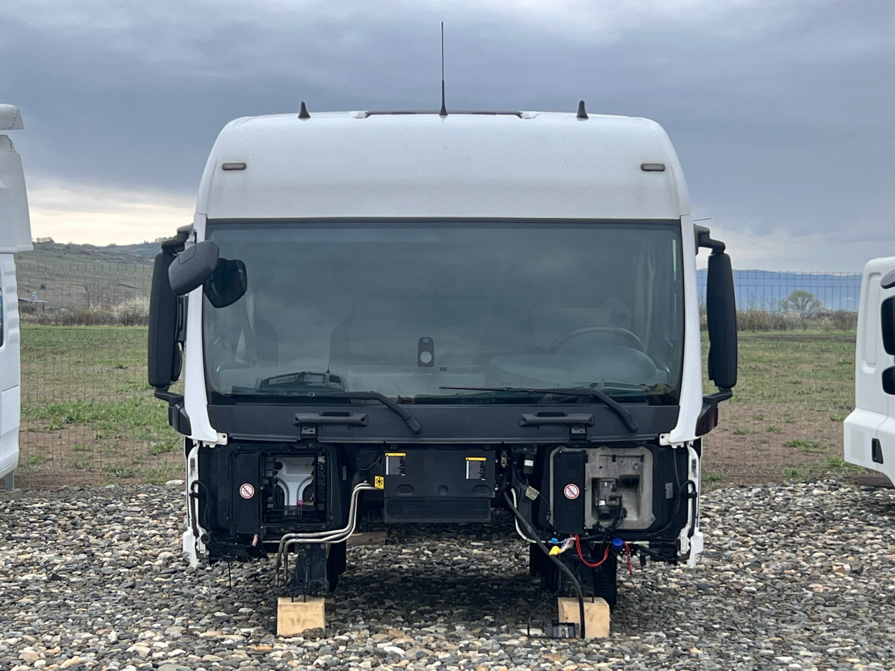 CABINA MAN TGX TG2 XLX - Cabine pour Camion: photos 1 CABINA MAN TGX TG2 XLX - Cabine pour Camion: photos 1