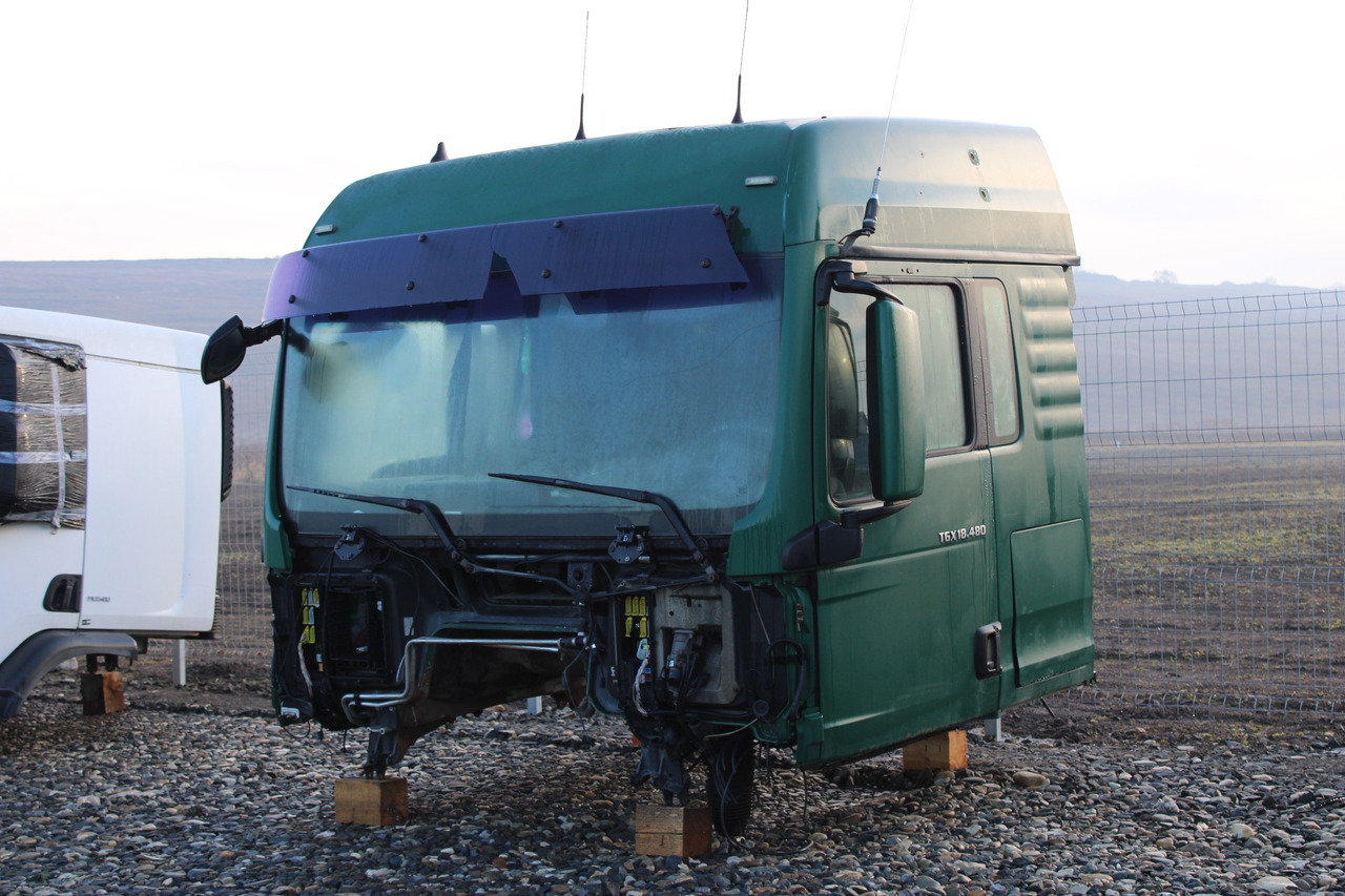CABINA MAN TGX XLX - Cabine pour Camion: photos 3 CABINA MAN TGX XLX - Cabine pour Camion: photos 3