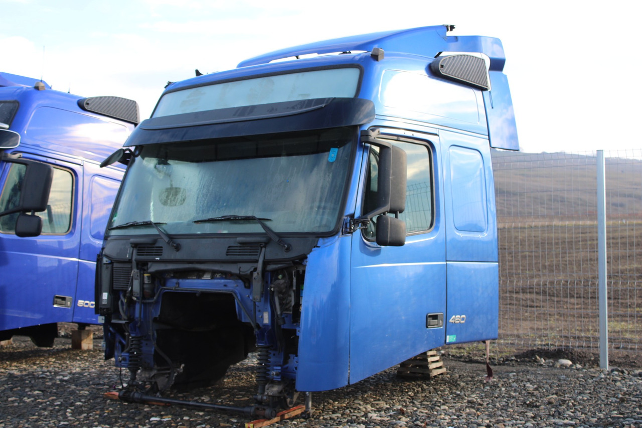 CABINA VOLVO FH13 GLOBETROTTER L2H2 - Cabine pour Camion: photos 2 CABINA VOLVO FH13 GLOBETROTTER L2H2 - Cabine pour Camion: photos 2