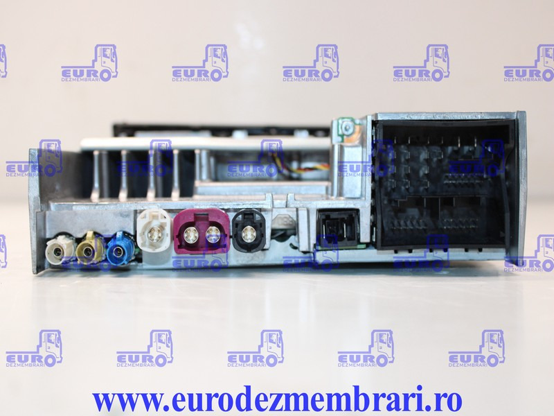 CALCULATOR UNITATE MULTIMEDIA MMTA3 MAN TGX TG3 81.28100.6085 - Bloc de gestion pour Camion: photos 2 CALCULATOR UNITATE MULTIMEDIA MMTA3 MAN TGX TG3 81.28100.6085 - Bloc de gestion pour Camion: photos 2