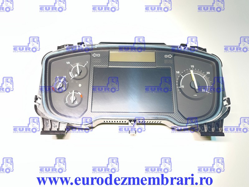 ELEMENT BORD CEAS BORD RENAULT T 22166228, 22224253 - Panel de instrumentos pour Camion: photos 1 ELEMENT BORD CEAS BORD RENAULT T 22166228, 22224253 - Panel de instrumentos pour Camion: photos 1