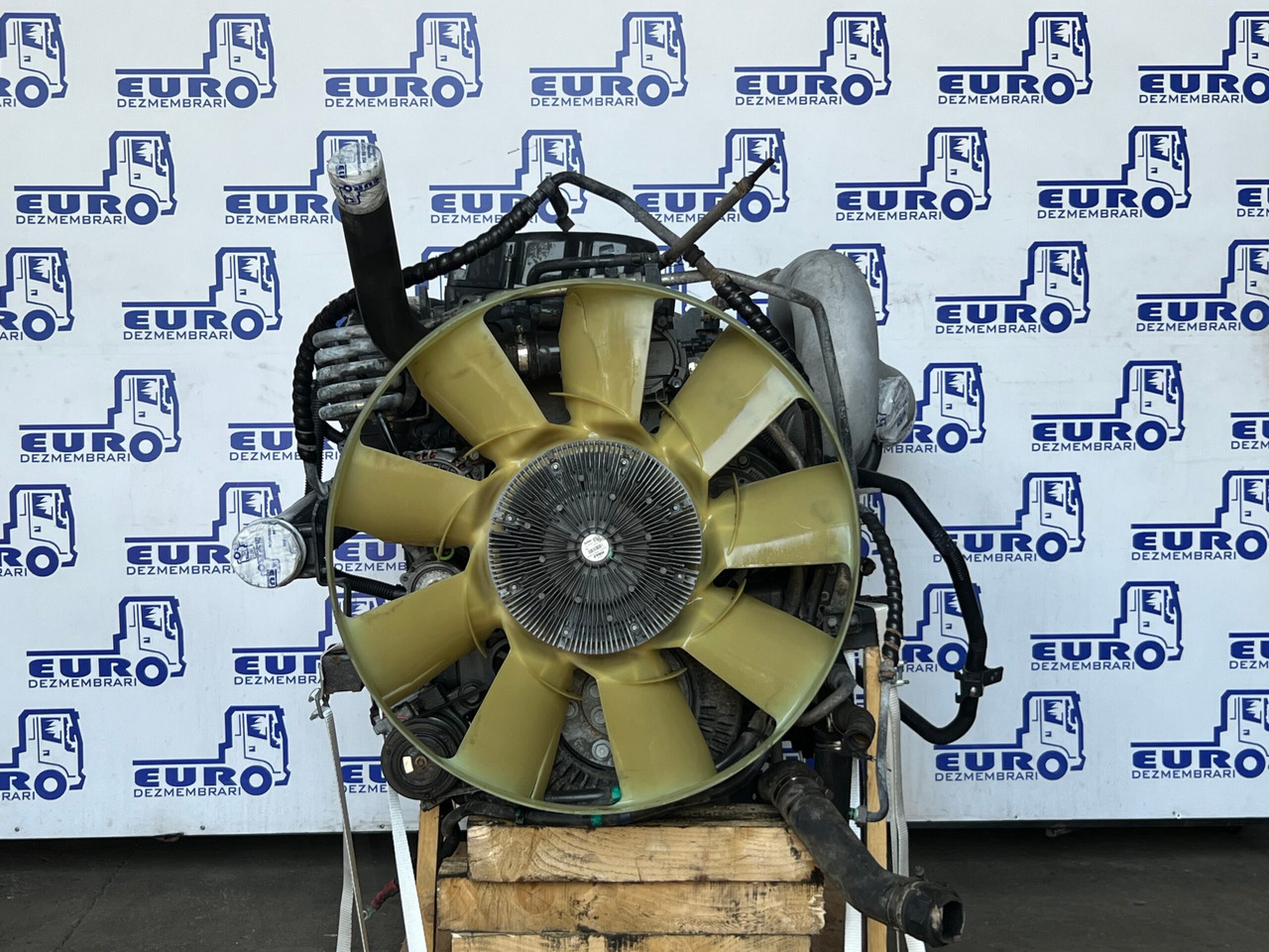 MOTOR IVECO STRALIS CURSOR 11 F3GFE611G EURO 6 480CP - Moteur pour Camion: photos 2 MOTOR IVECO STRALIS CURSOR 11 F3GFE611G EURO 6 480CP - Moteur pour Camion: photos 2