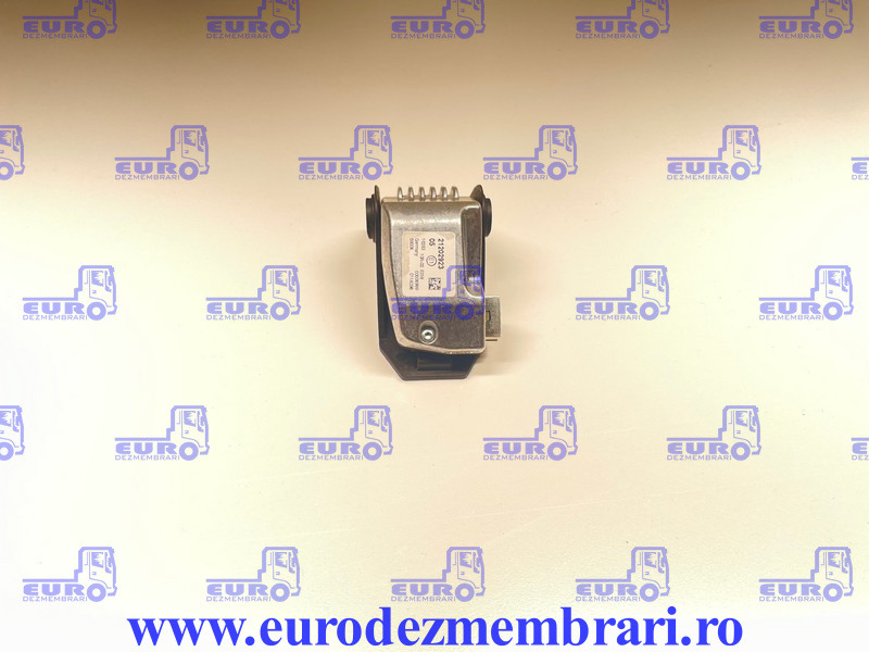 SENZOR CAMERA RADAR VOLVO FH4 21202923 - Capteur pour Camion: photos 1 SENZOR CAMERA RADAR VOLVO FH4 21202923 - Capteur pour Camion: photos 1