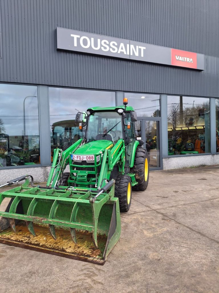 John Deere 4066R - Micro tracteur: photos 1 John Deere 4066R - Micro tracteur: photos 1