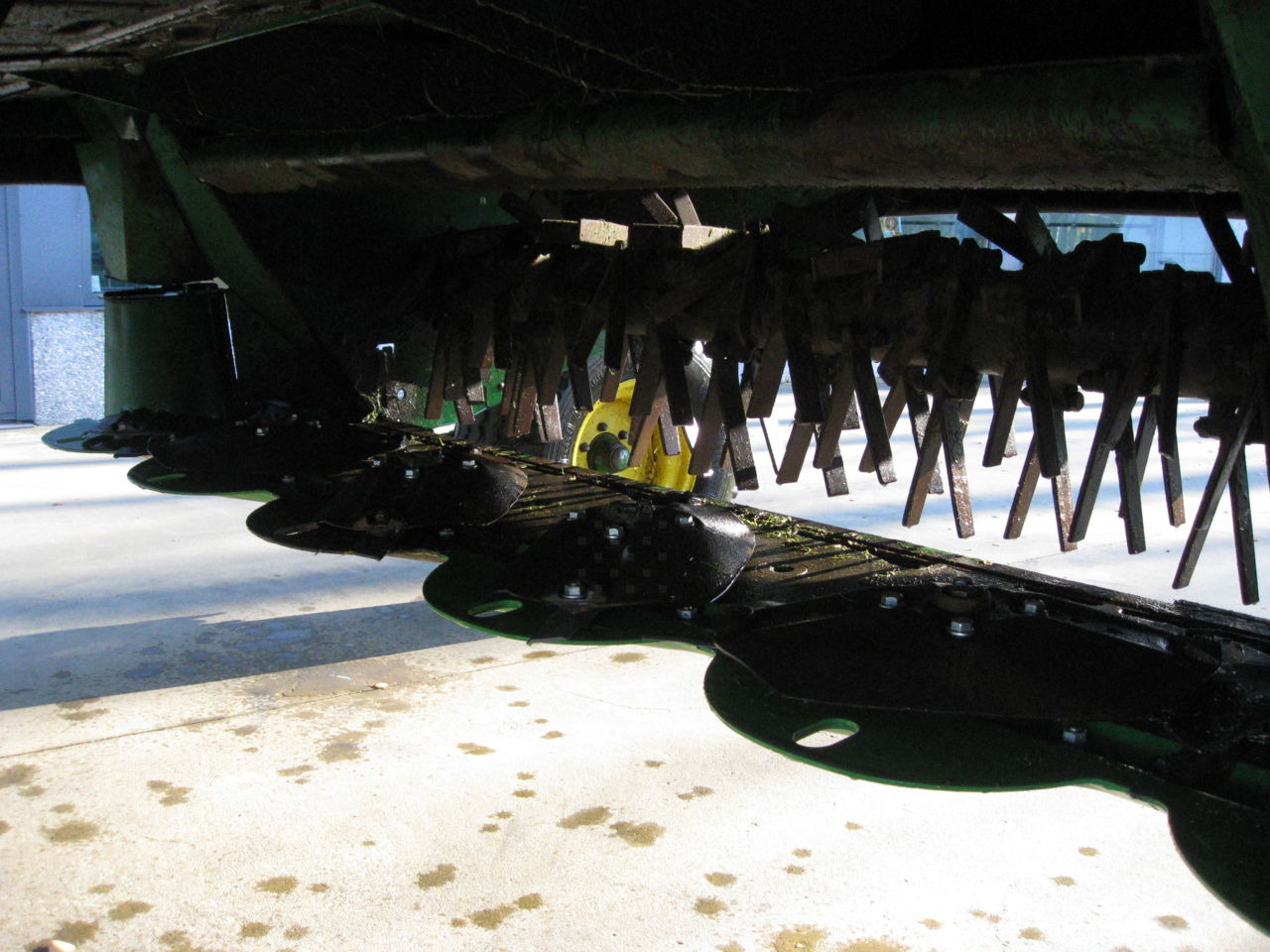 John Deere 530 - Faucheuse: photos 3 John Deere 530 - Faucheuse: photos 3