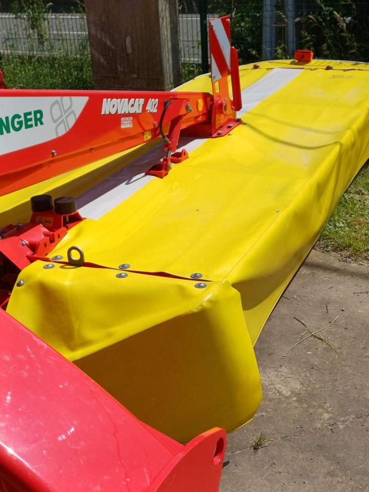 Pöttinger NOVACAT 402 - Faucheuse: photos 2 Pöttinger NOVACAT 402 - Faucheuse: photos 2