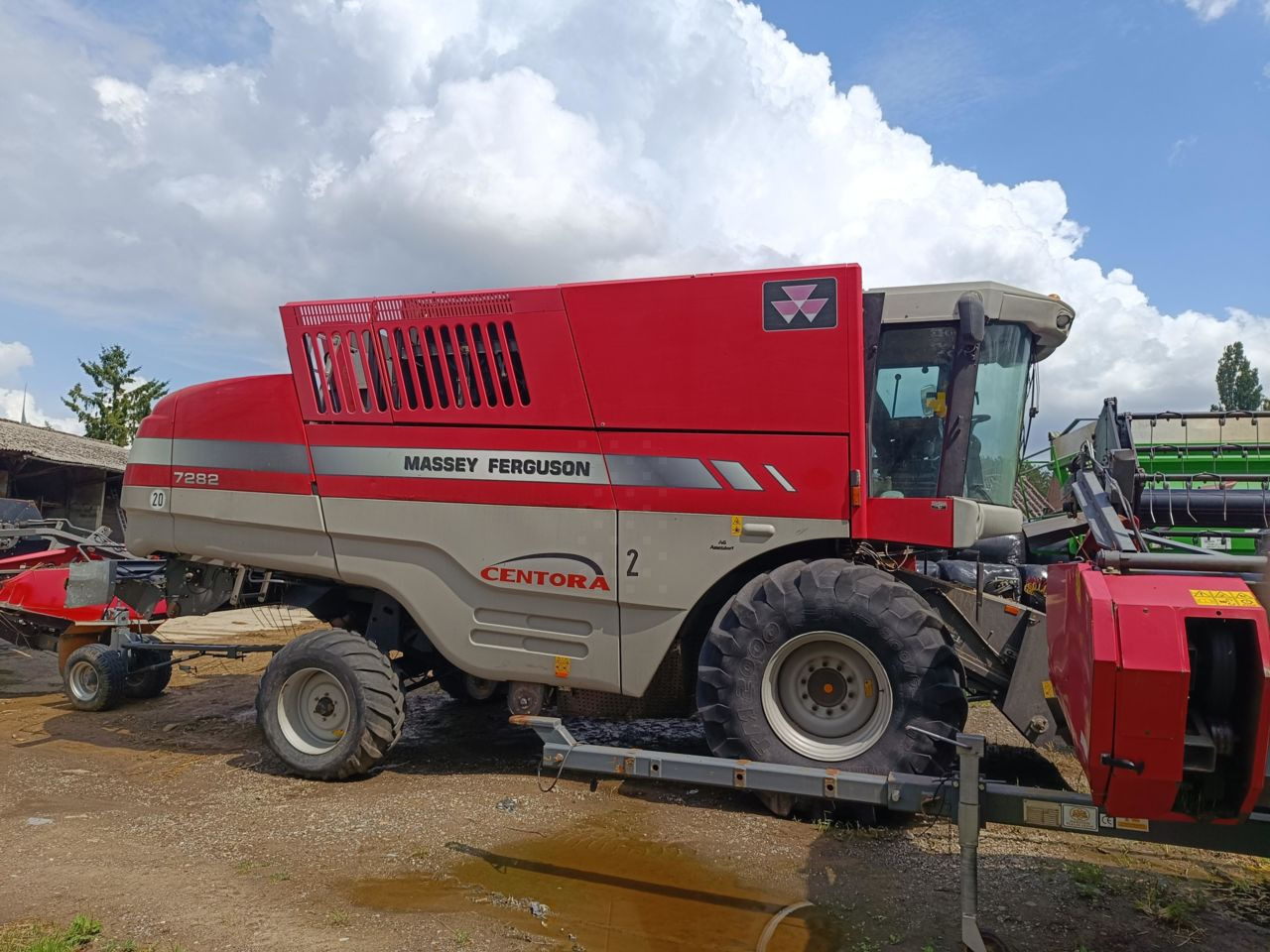 Massey Ferguson 7282 CENTORA - Moissonneuse-batteuse: photos 1 Massey Ferguson 7282 CENTORA - Moissonneuse-batteuse: photos 1