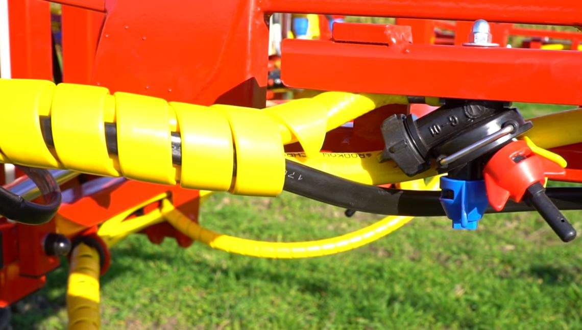 Biardzki Opryskiwacz 3000l /21 Hydropak / Sprayer 3000l /21 Hydropak/Feldspritze 3000l /21m Hydropak /Опрыскиватель 3000л /21м Гидропак/ - Pulvérisateur traîné: photos 2 Biardzki Opryskiwacz 3000l /21 Hydropak / Sprayer 3000l /21 Hydropak/Feldspritze 3000l /21m Hydropak /Опрыскиватель 3000л /21м Гидропак/ - Pulvérisateur traîné: photos 2