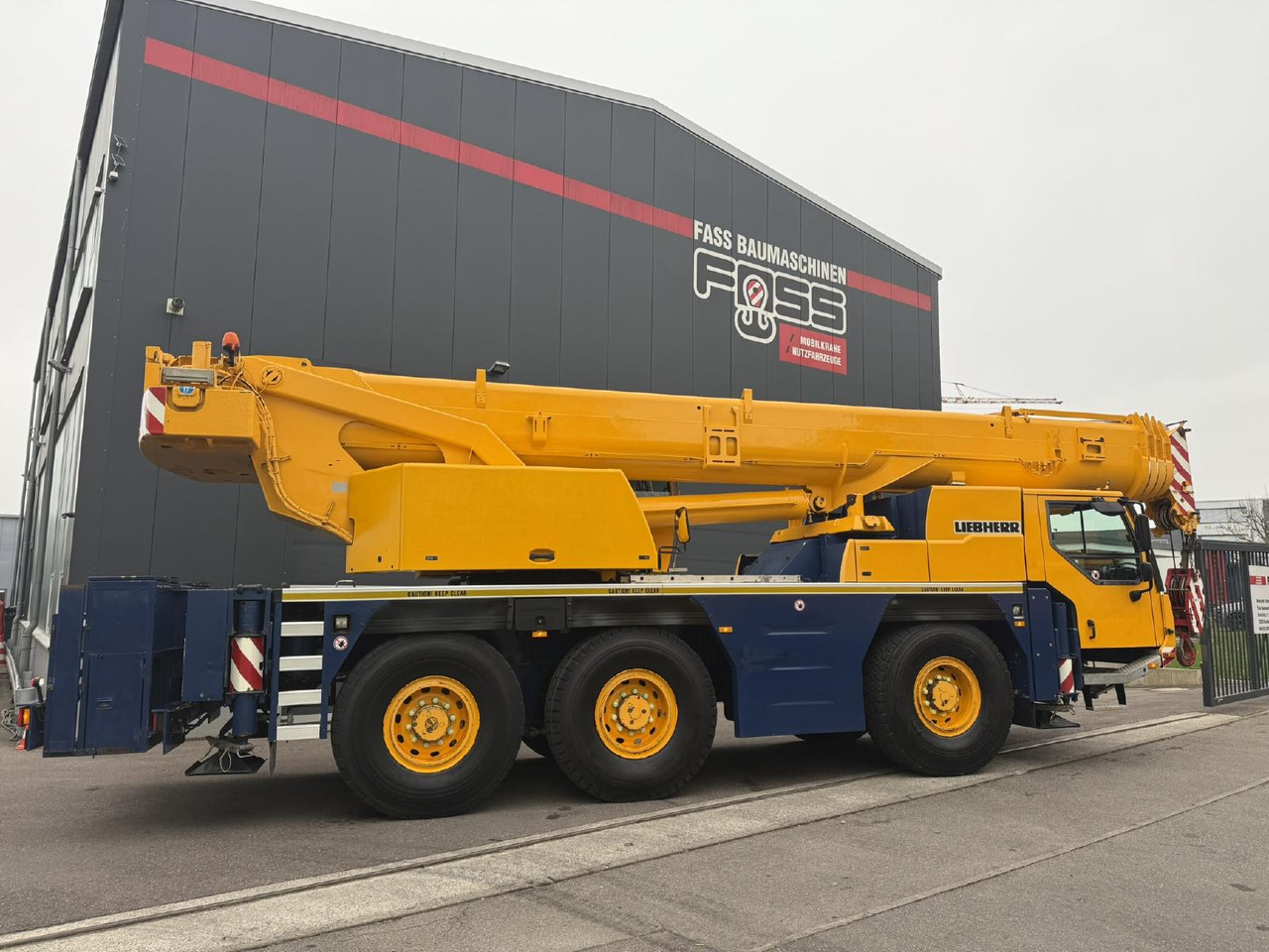 Liebherr LTM 1055-3.2 (08 - 084 745) | 6 x 6 - Grue mobile: photos 5 Liebherr LTM 1055-3.2 (08 - 084 745) | 6 x 6 - Grue mobile: photos 5