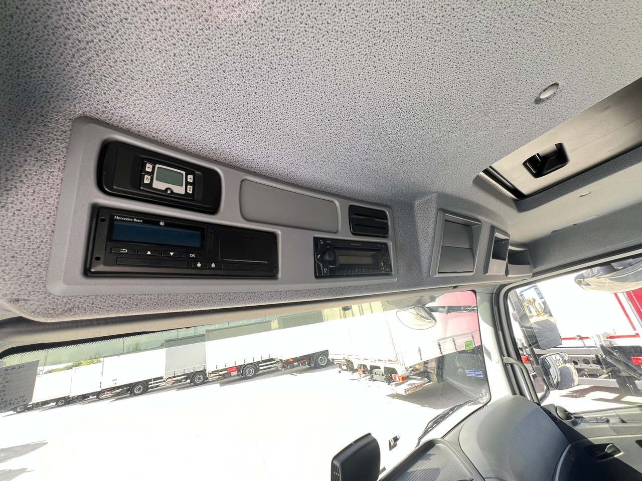 Camion à rideaux coulissants MERCEDES BENZ 15.30L Atego E6 (Semitauliner): photos 7