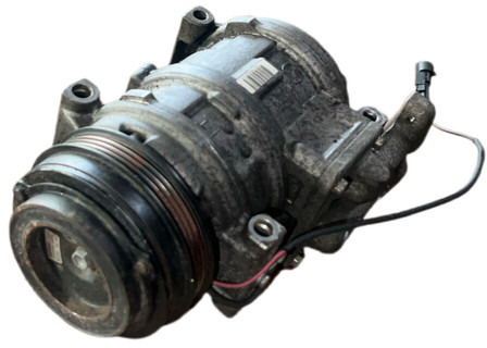 Iveco DENSO - Compresseur de climatisation: photos 2 Iveco DENSO - Compresseur de climatisation: photos 2