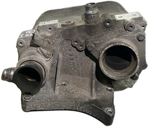 MAN TGX - Radiateur d'huile: photos 2 MAN TGX - Radiateur d'huile: photos 2