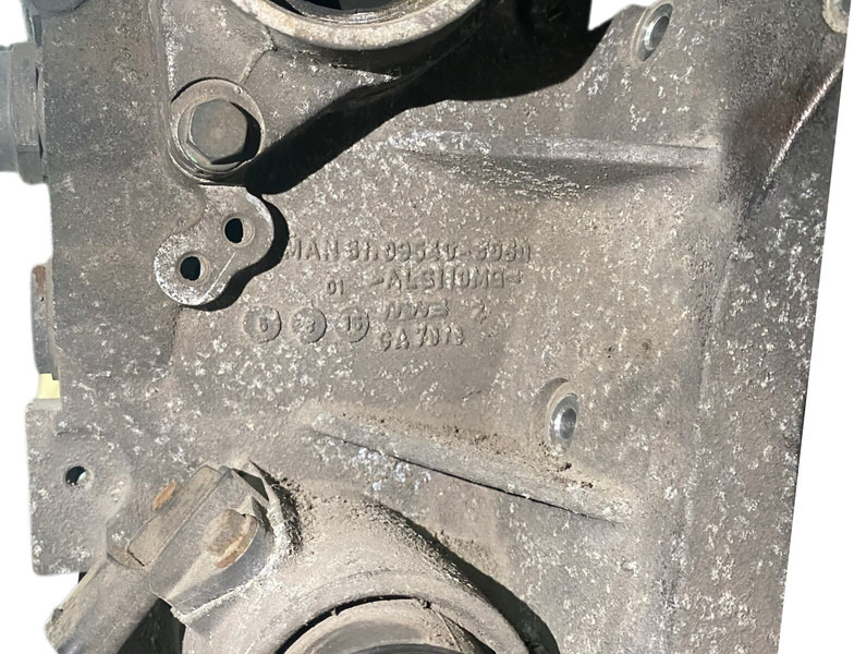 MAN TGX - Radiateur d'huile: photos 4 MAN TGX - Radiateur d'huile: photos 4