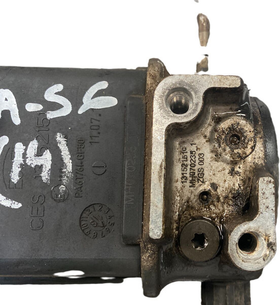 Mercedes-Benz 2013 - Système d'échappement: photos 3 Mercedes-Benz 2013 - Système d'échappement: photos 3