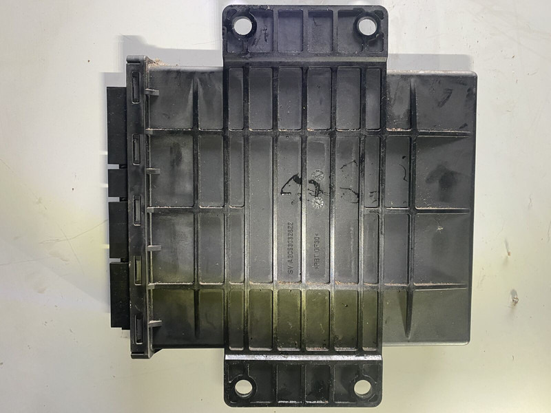 Scania 124 (49) - Bloc de gestion: photos 2 Scania 124 (49) - Bloc de gestion: photos 2