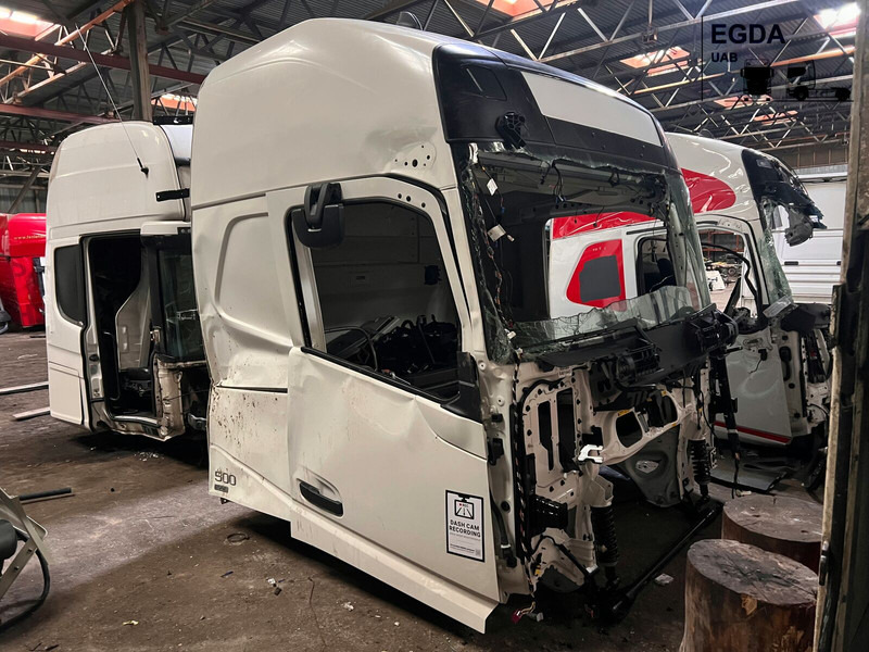 Volvo FH AERO - Cabine et intérieur: photos 1 Volvo FH AERO - Cabine et intérieur: photos 1