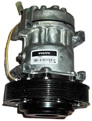 Volvo FH5/Aero - Compresseur de climatisation: photos 2 Volvo FH5/Aero - Compresseur de climatisation: photos 2