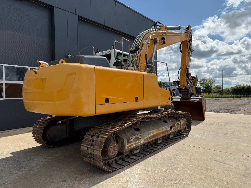 Liebherr R 922 LC - Pelle sur chenille: photos 4 Liebherr R 922 LC - Pelle sur chenille: photos 4
