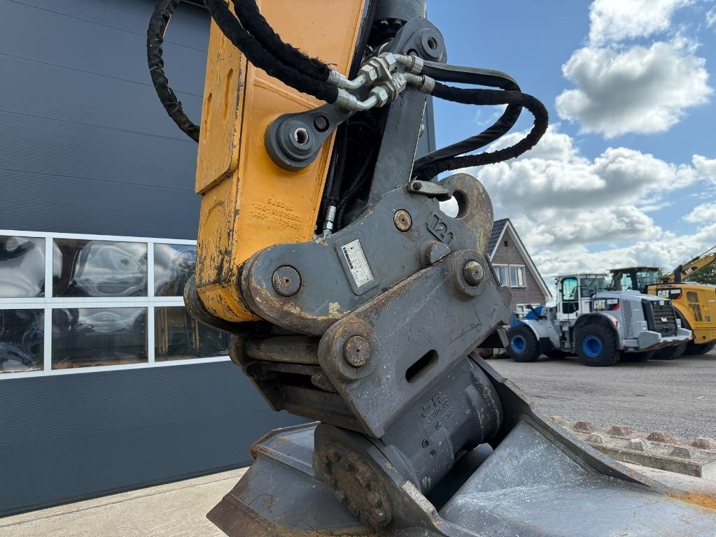 Pelle sur chenille Liebherr R 922 LC: photos 8