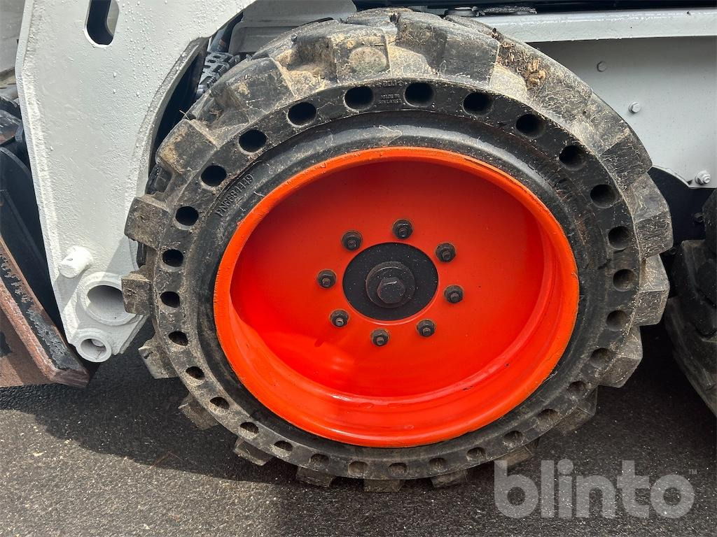 Mini chargeuse Bobcat S450: photos 26