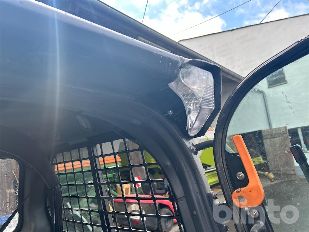 Mini chargeuse Bobcat S450: photos 13