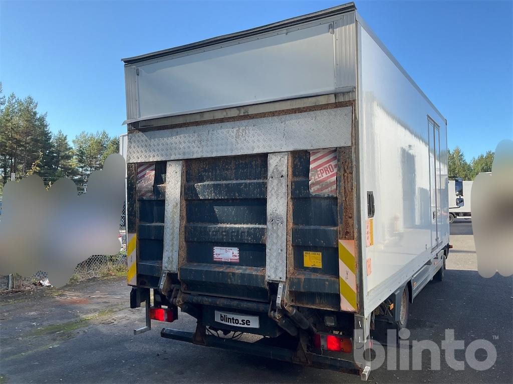 MERCEDES-BENZ 818 L - Camion: photos 4 MERCEDES-BENZ 818 L - Camion: photos 4