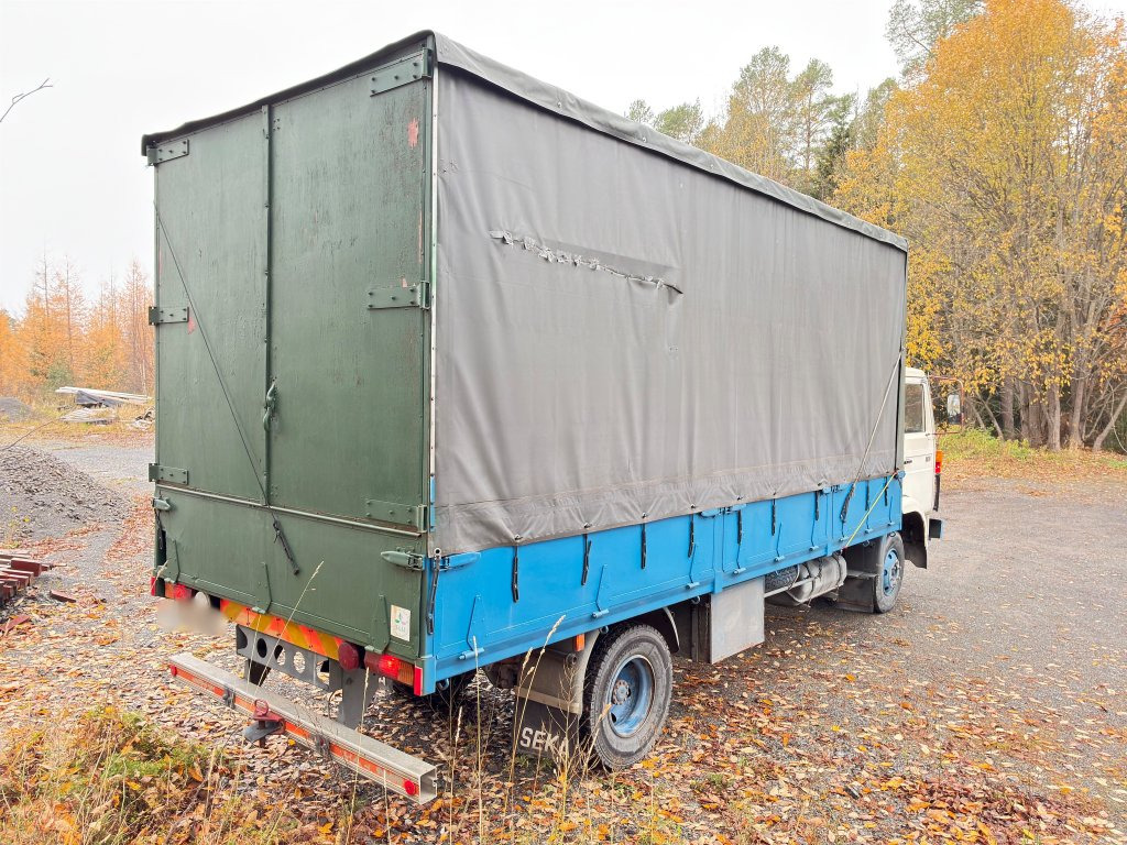 VOLVO F408-4X2 - Camion: photos 5 VOLVO F408-4X2 - Camion: photos 5