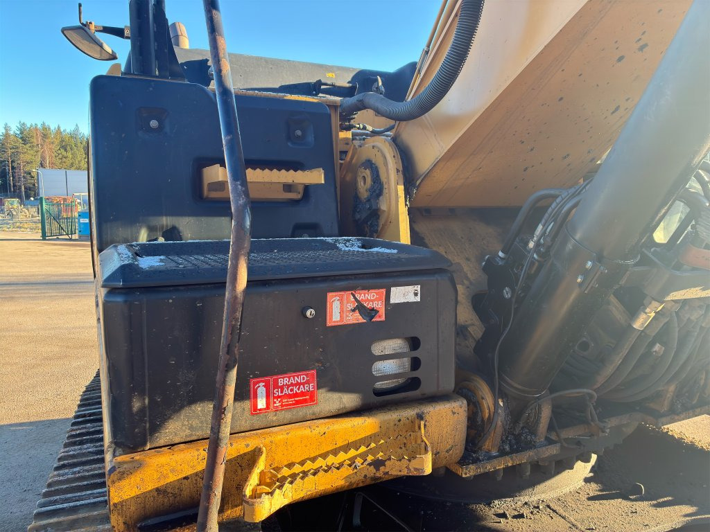 Pelle sur chenille Caterpillar 329EL: photos 28