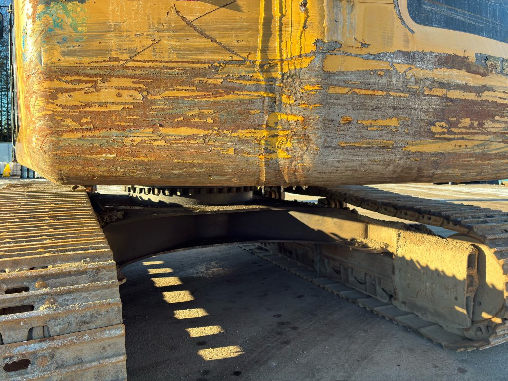 Pelle sur chenille Caterpillar 329EL: photos 48