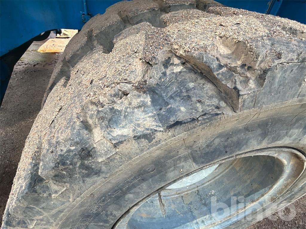 Pelle de manutention Fuchs Terex MHL350: photos 12 Pelle de manutention Fuchs Terex MHL350: photos 12