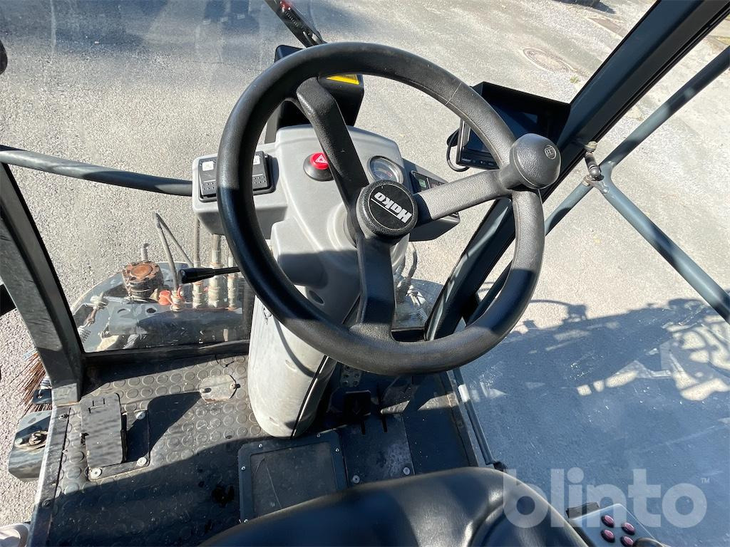 Balayeuse de voirie HAKO Citymaster 1200: photos 19