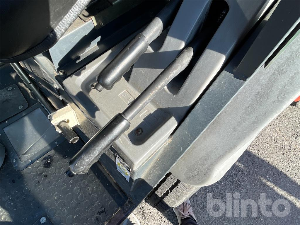 Balayeuse de voirie HAKO Citymaster 1200: photos 23