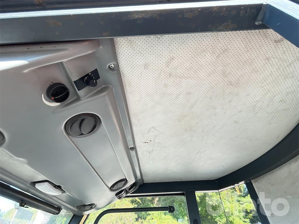Balayeuse de voirie HAKO Citymaster 1200: photos 21
