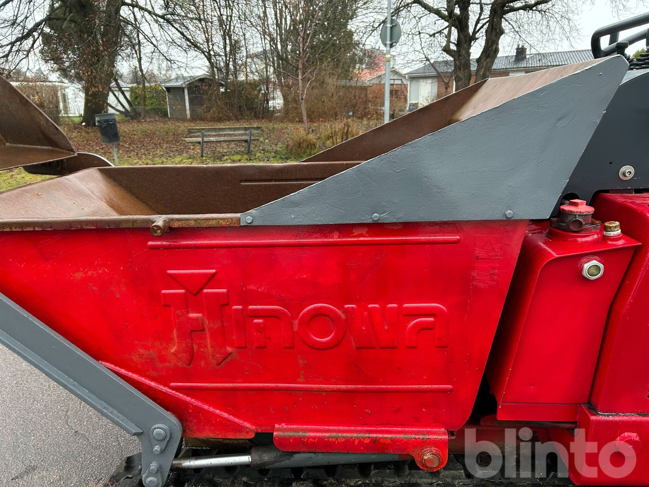 Tombereau sur chenilles Hinowa: photos 21