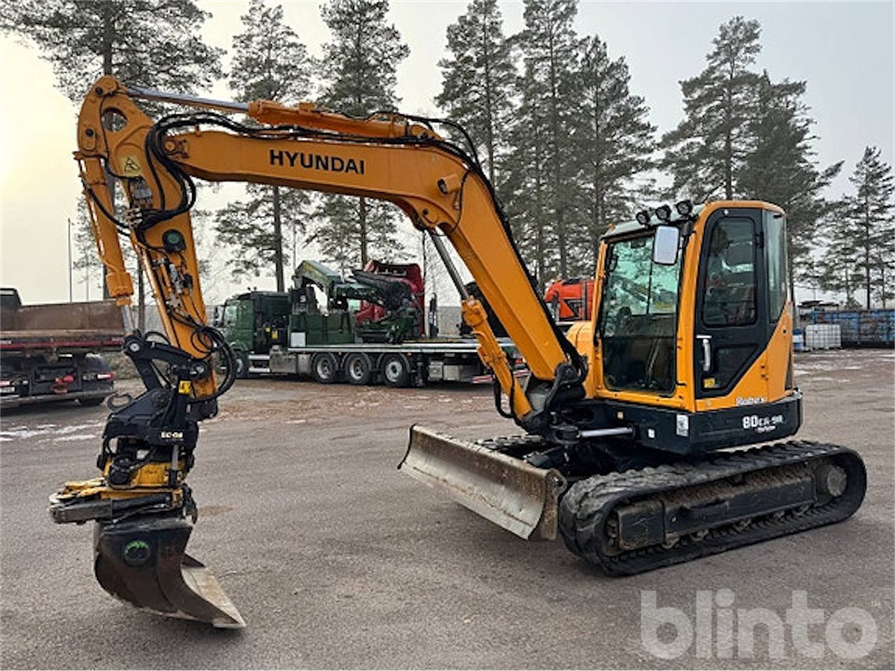 Hyundai Robex 80CR-9A - Pelle sur chenille: photos 1 Hyundai Robex 80CR-9A - Pelle sur chenille: photos 1