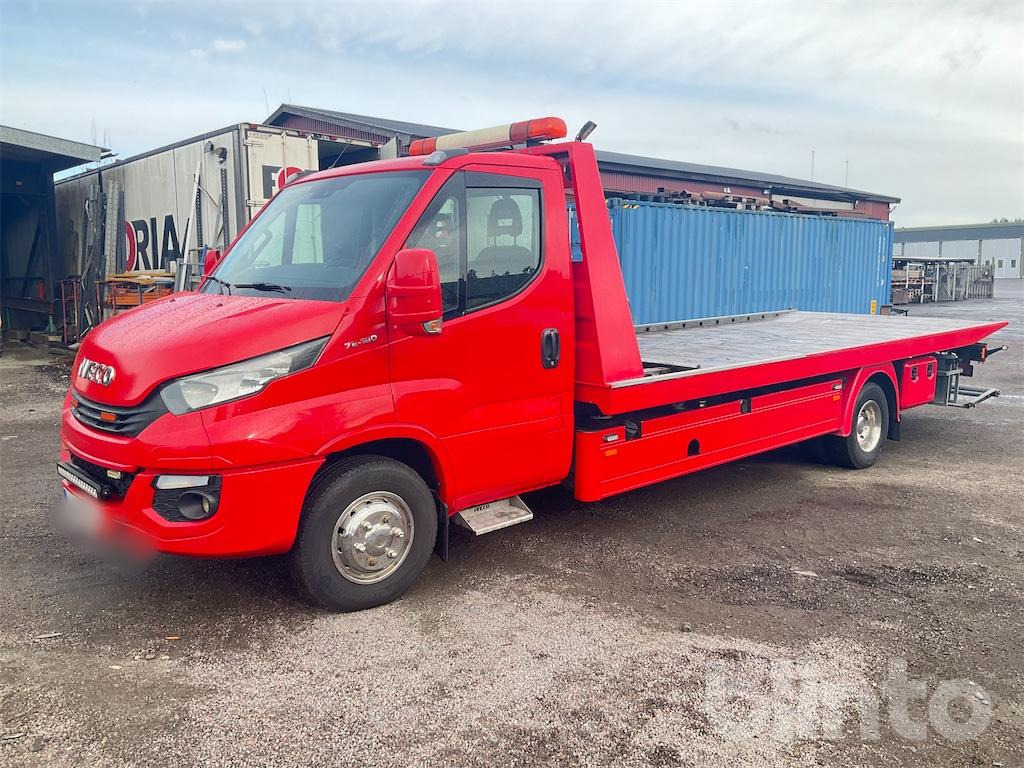 IVECO DAILY 70C18 - Remorqueuse: photos 5 IVECO DAILY 70C18 - Remorqueuse: photos 5