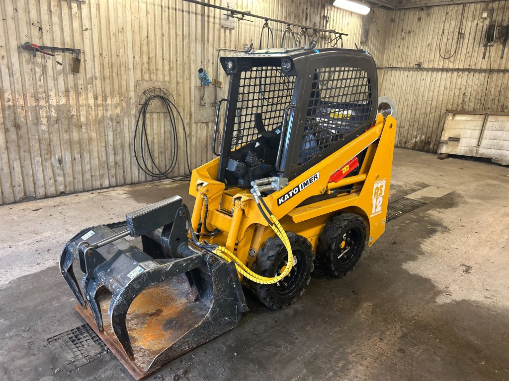 KATO IMER AS12 - Mini chargeuse: photos 1 KATO IMER AS12 - Mini chargeuse: photos 1