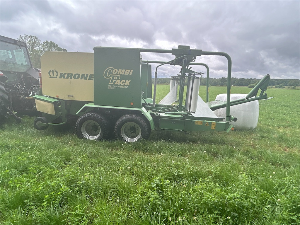 Krone multi-cut 1250 - Presse à balles rondes: photos 5 Krone multi-cut 1250 - Presse à balles rondes: photos 5